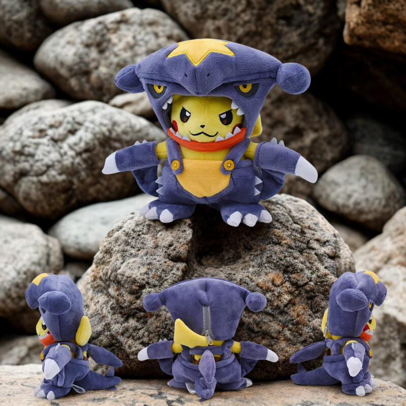 Peluche : Pikachu Cosplay